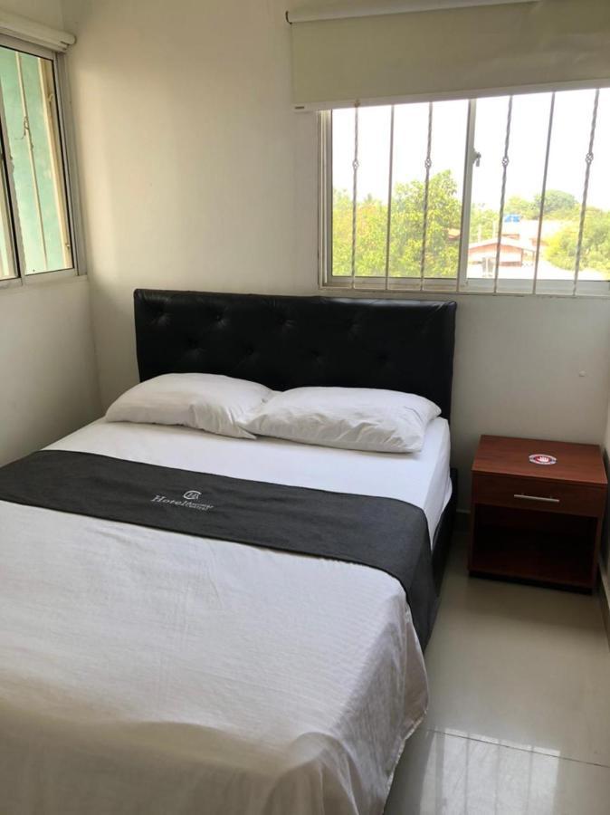 Hotel Aeromar Central Santa Marta  Luaran gambar